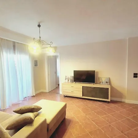 Aparttastic - By Ujza Appartamento Tirana